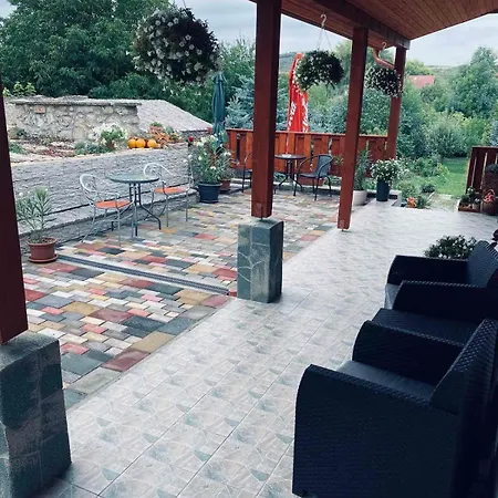 Sator-hegy Vendeghaz Guest house *